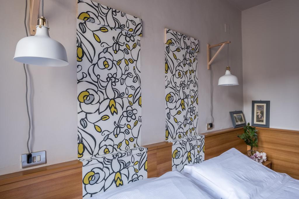 Hotel Colomba ฟลอเรนซ์ ภายนอก รูปภาพ