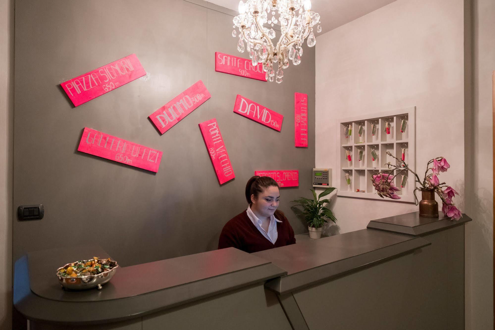 Hotel Colomba ฟลอเรนซ์ ภายนอก รูปภาพ